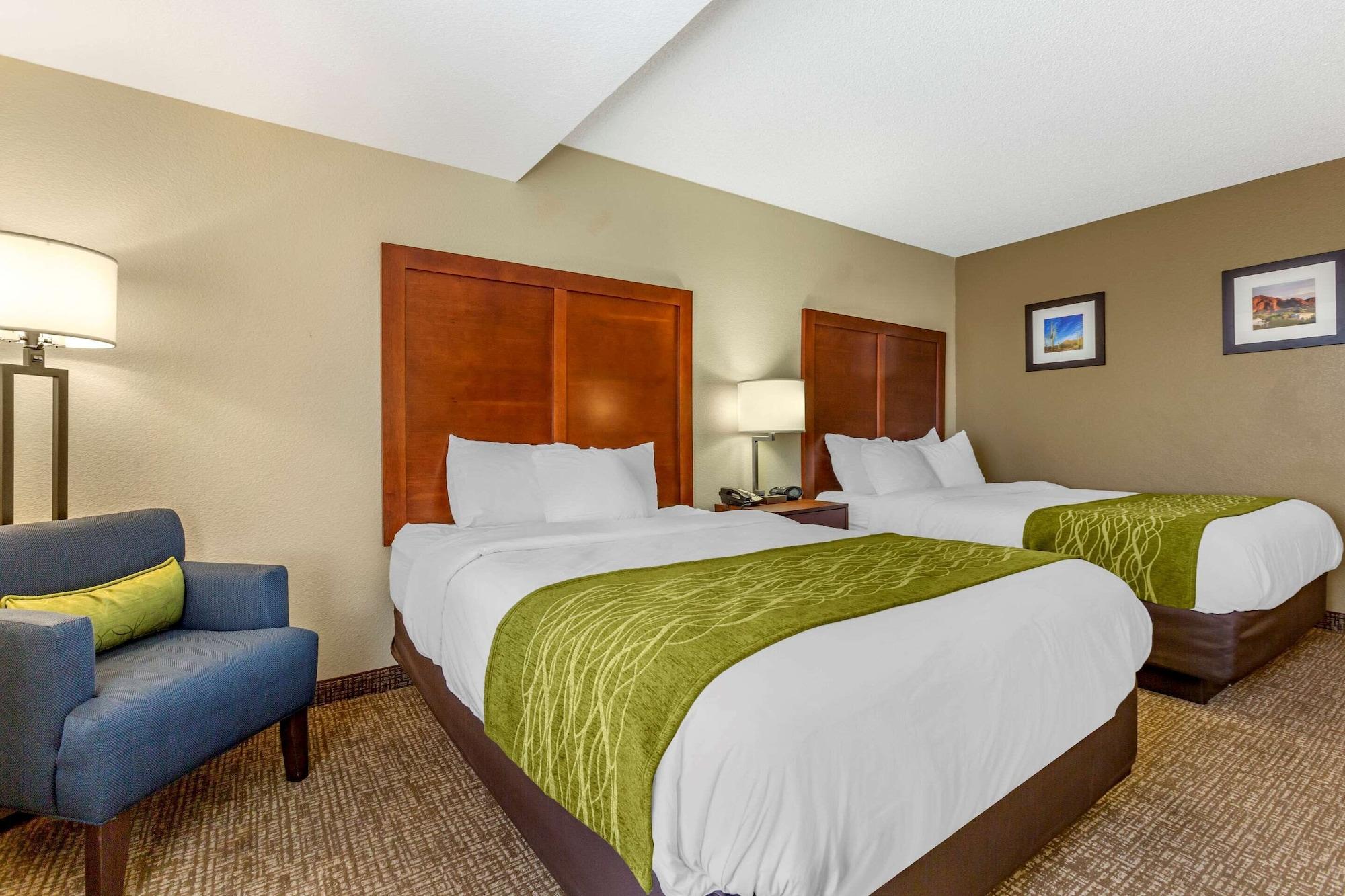 Comfort Inn & Suites Phoenix North - Deer Valley Ngoại thất bức ảnh