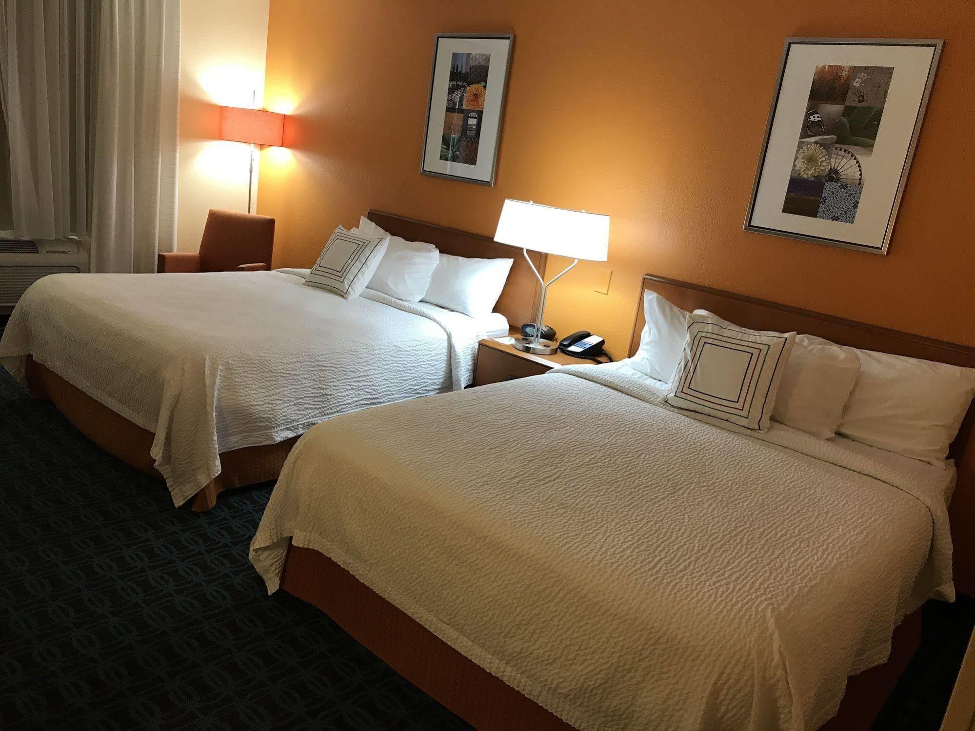 Comfort Inn & Suites Phoenix North - Deer Valley Ngoại thất bức ảnh